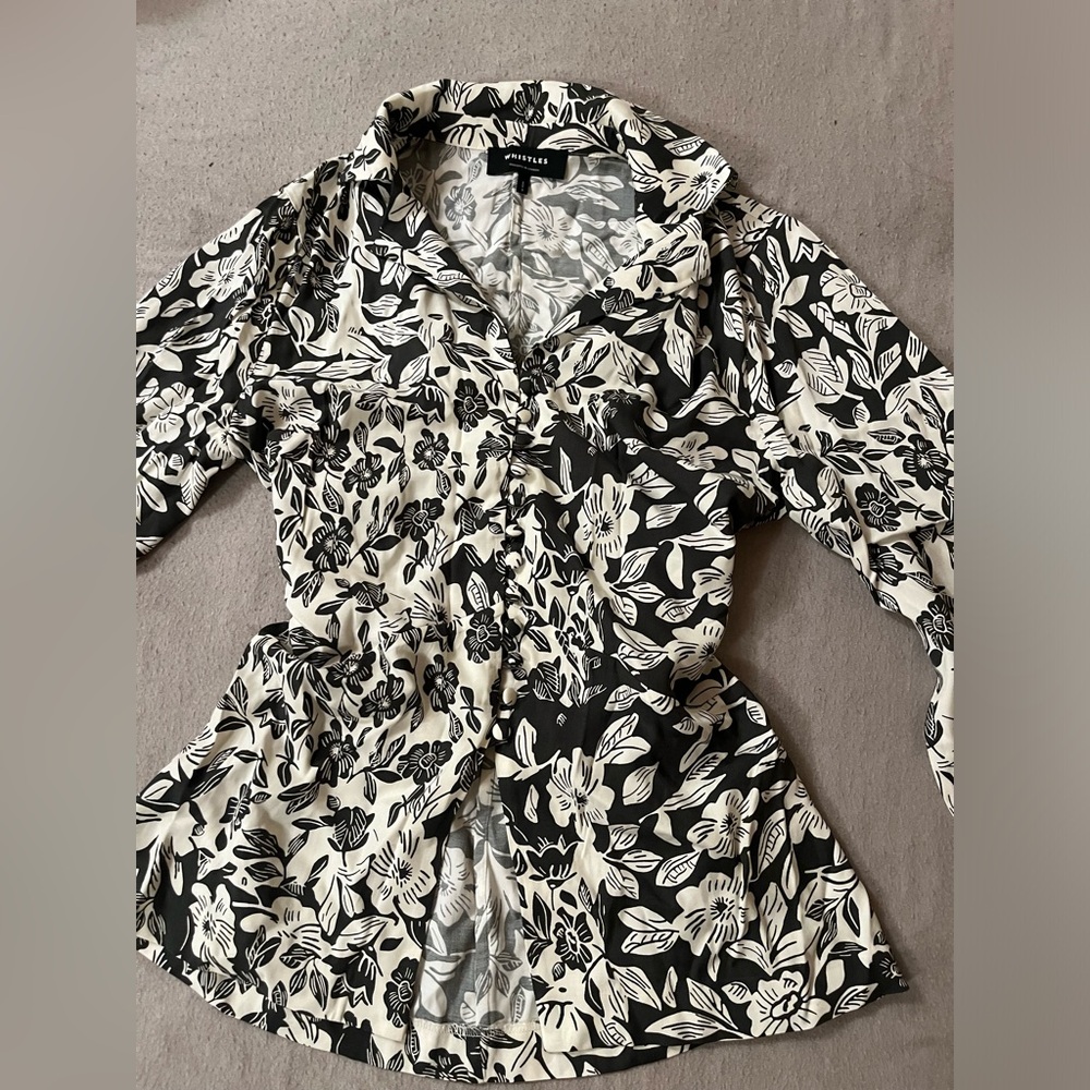 Whistles full sleeve blouse with fabric buttons